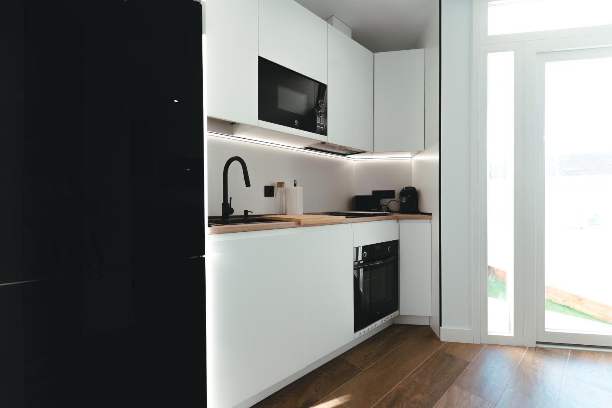 Macarena Suites Caces Εξωτερικό φωτογραφία