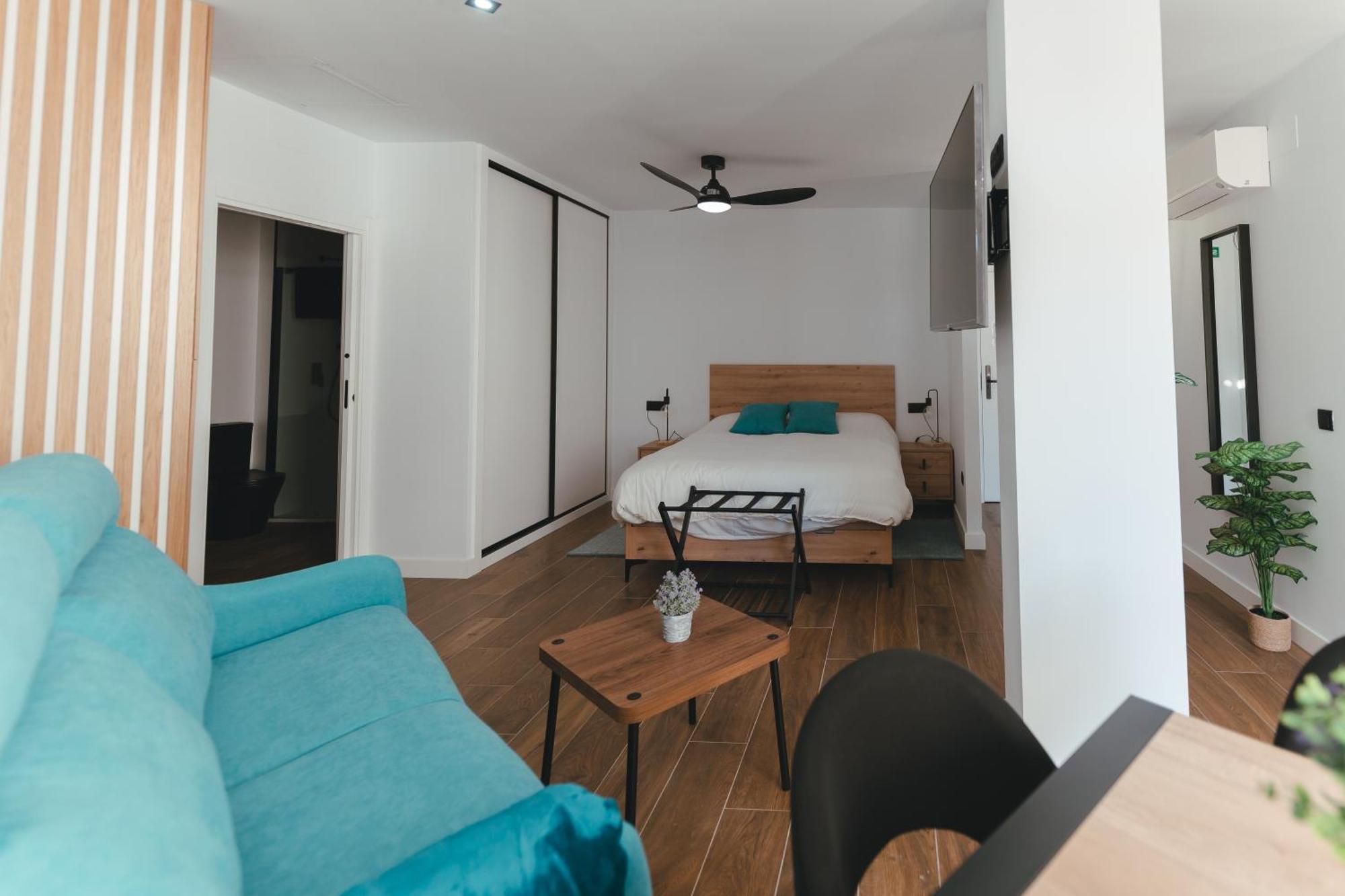 Macarena Suites Caces Εξωτερικό φωτογραφία