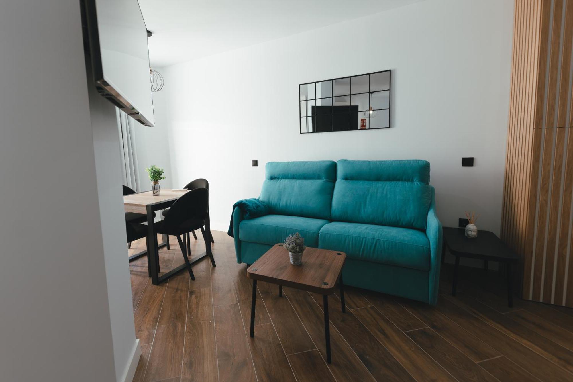 Macarena Suites Caces Εξωτερικό φωτογραφία
